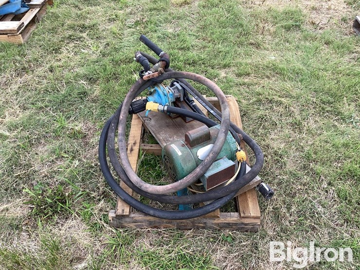 hypro-220-volt-electric-pump-image-2