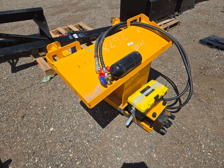 2026-skid-steer-ap680-breaker-hammer-image-3