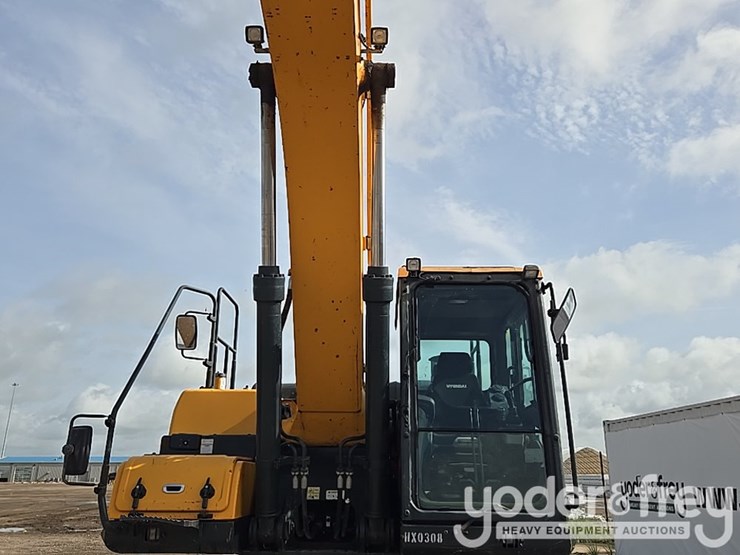 hyundai-hx260l-image-26