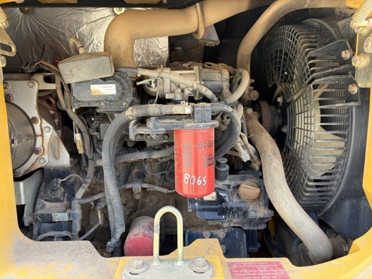 2013-deere-50g-image-22
