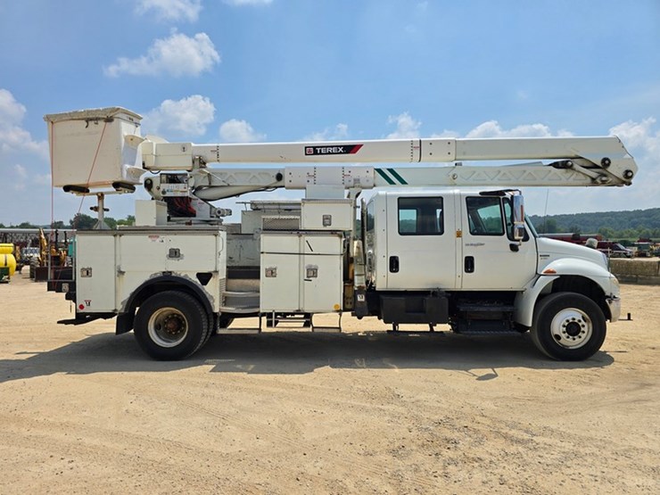 2010-international-durastar-4400-image-8