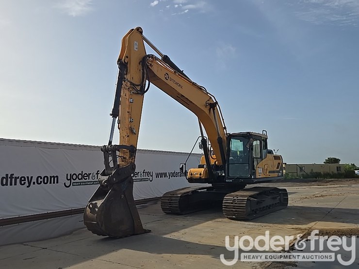 hyundai-hx260l-image-1