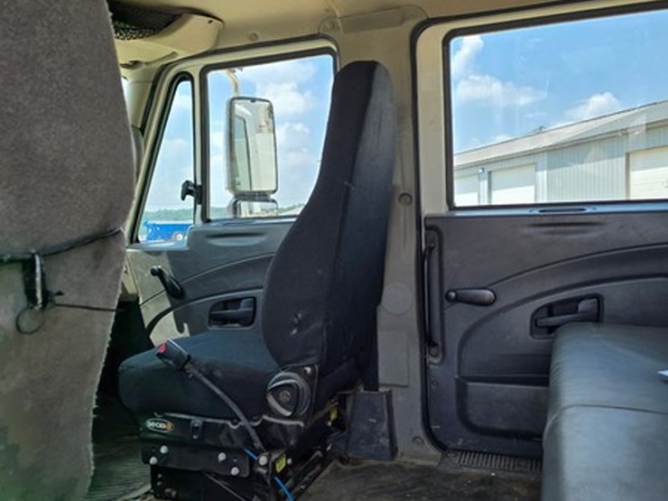 2010-international-durastar-4400-image-28