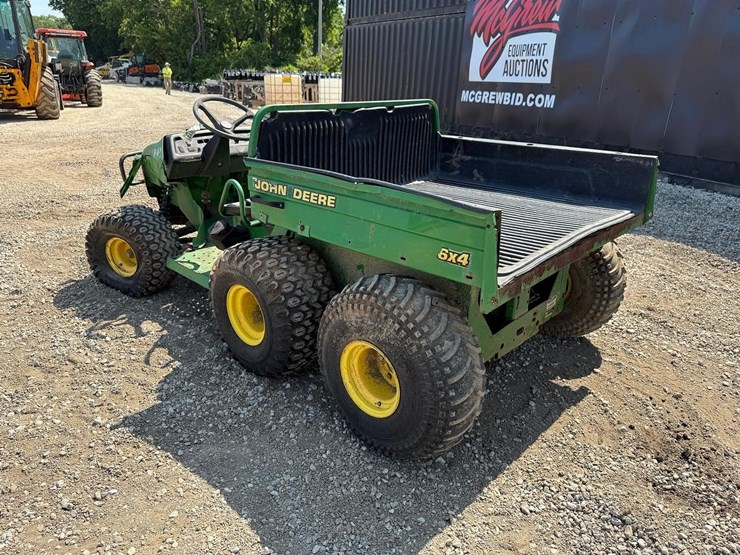 john-deere-gator-image-2