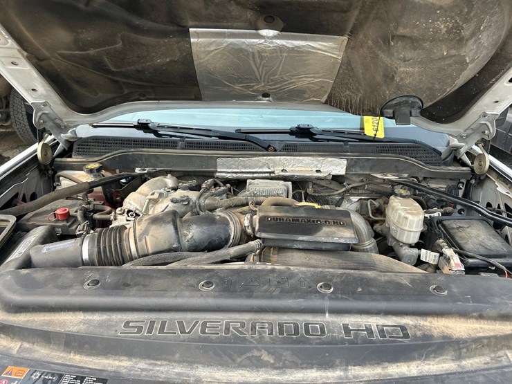 2019-chevrolet-silverado-3500hd-image-33