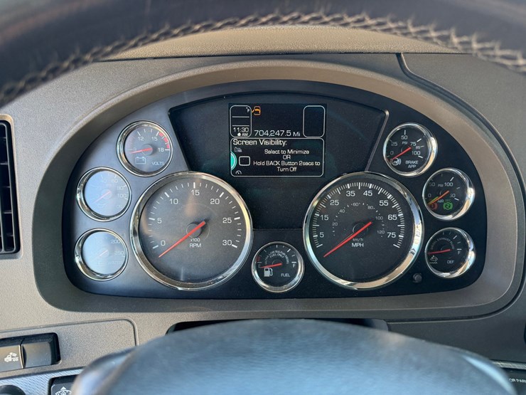2018-kenworth-t680-image-63