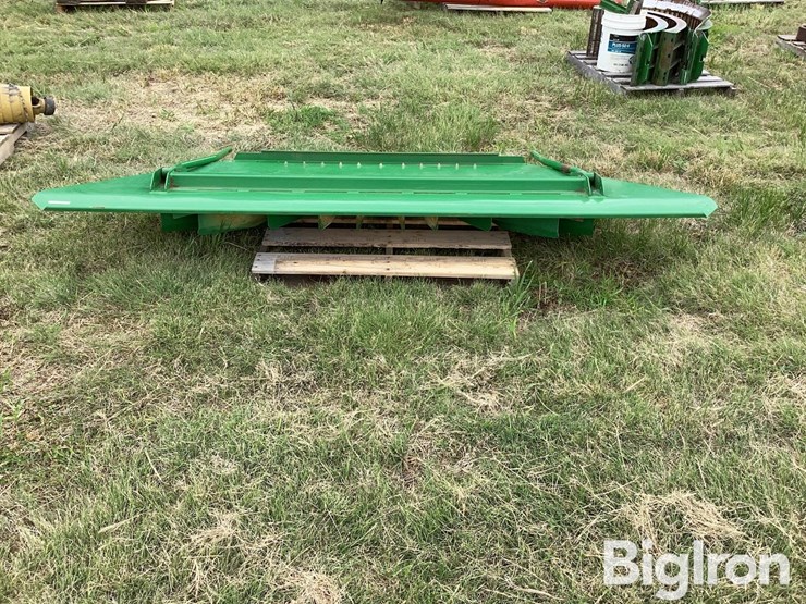 john-deere-9670-combine-tailboard-image-6