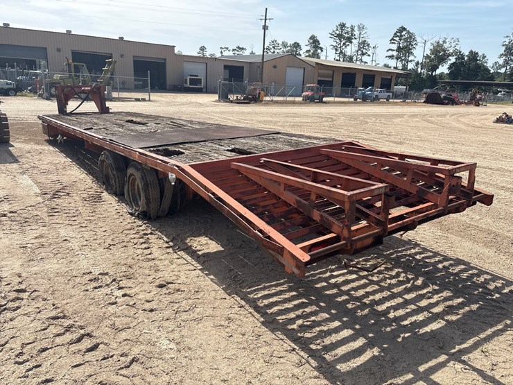 #39186-•-32ft-gooseneck-trailer-|-for-parts/repair-|-no-title-image-4