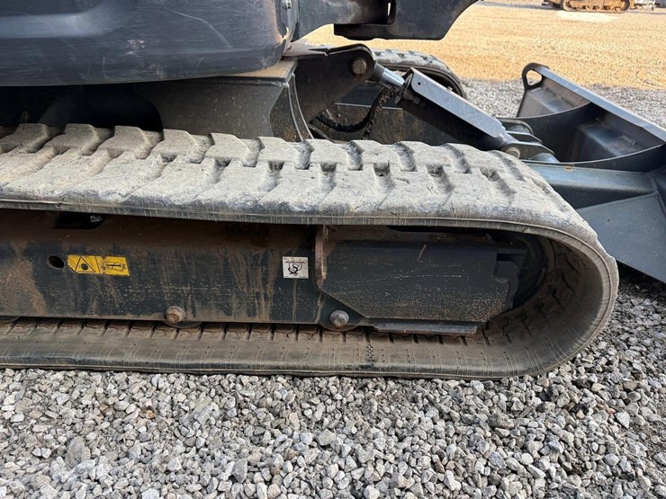 2022-bobcat-e42-image-13