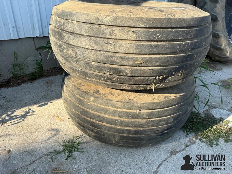 16.5l-16.1-tires-&-rims-image-4