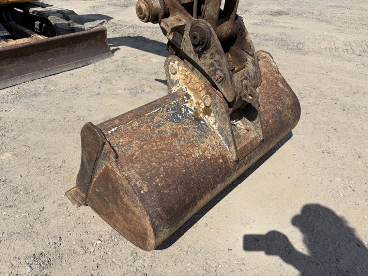 2013-deere-50g-image-11