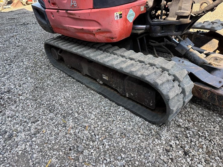 2017-kubota-kx040-4-image-11