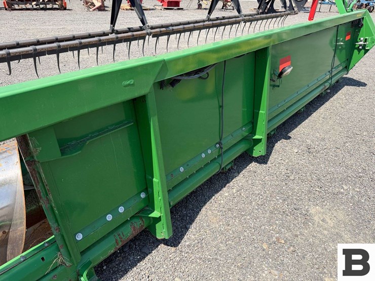 2019-john-deere-635f-image-17