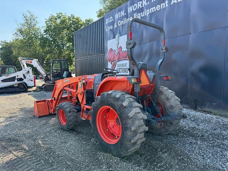 2013-kubota-l4760-image-2