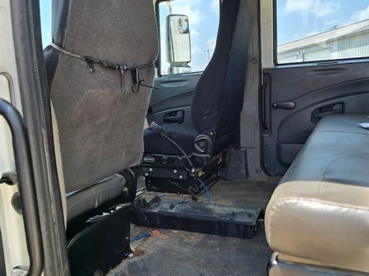 2010-international-durastar-4400-image-27
