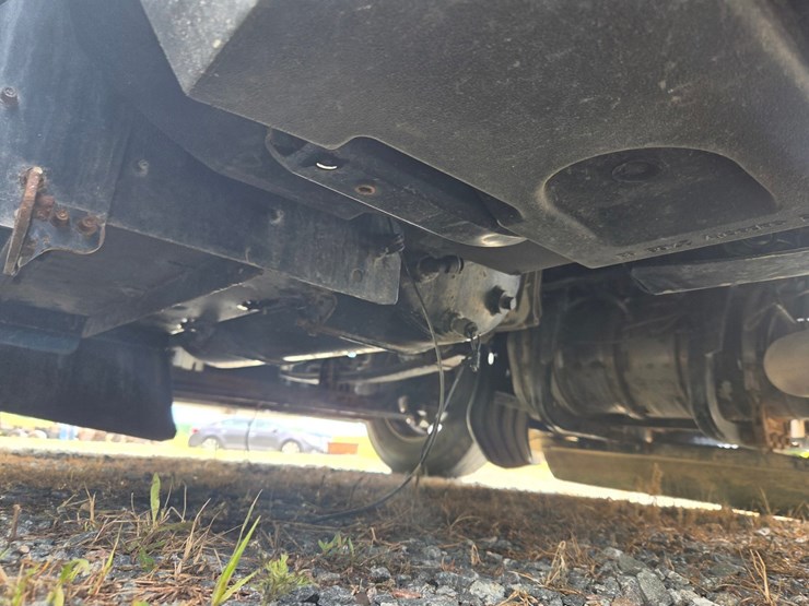 2019-peterbilt-579-image-32
