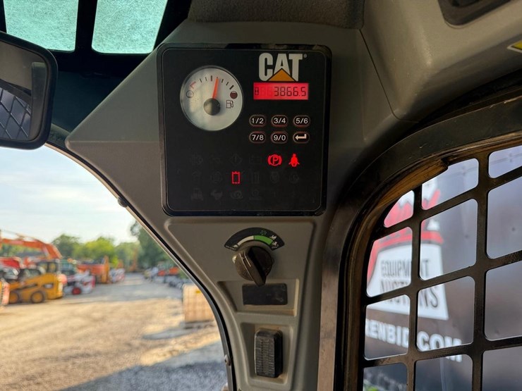 2017-caterpillar-289d-image-21
