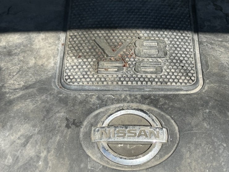 2012-nissan-titan-image-39