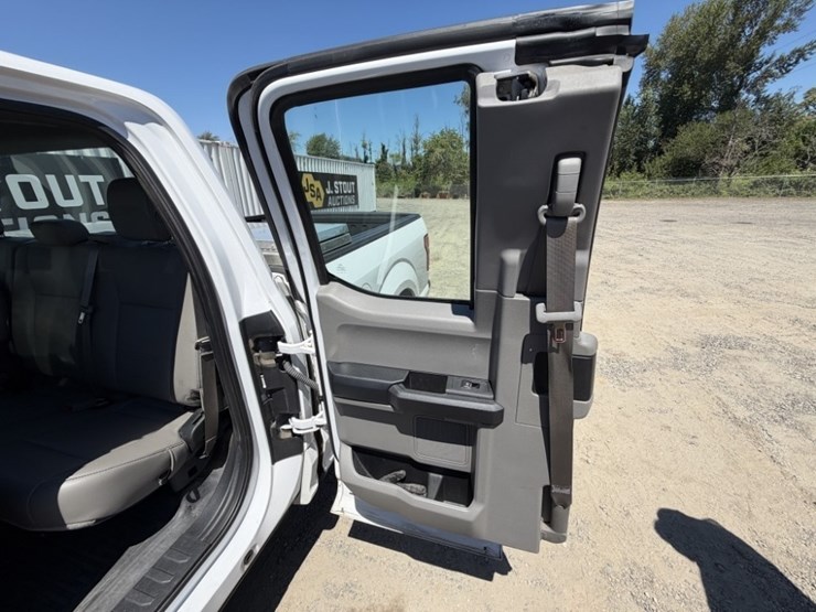 2019-ford-f150-xl-image-20