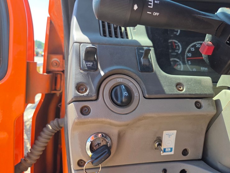 2006-caterpillar-c7-image-61