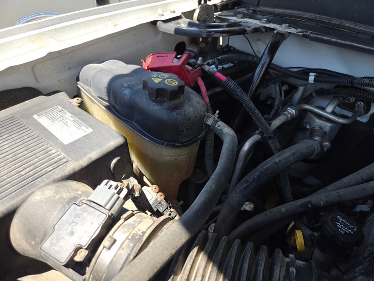 2011-chevrolet-2500-image-43
