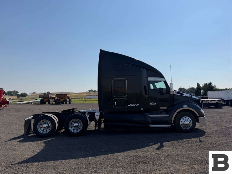 2016-kenworth-t680-image-8