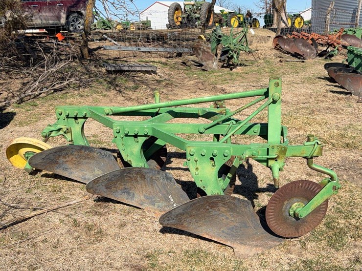 john-deere-f45-image-2