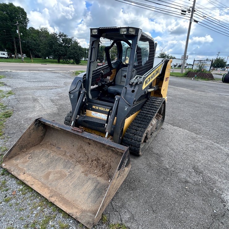 2017 NEW HOLLAND C227