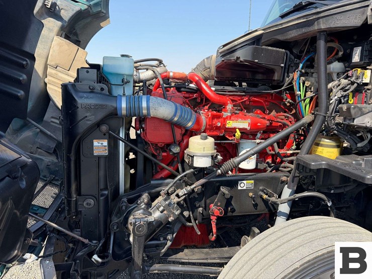 2016-kenworth-t680-image-48