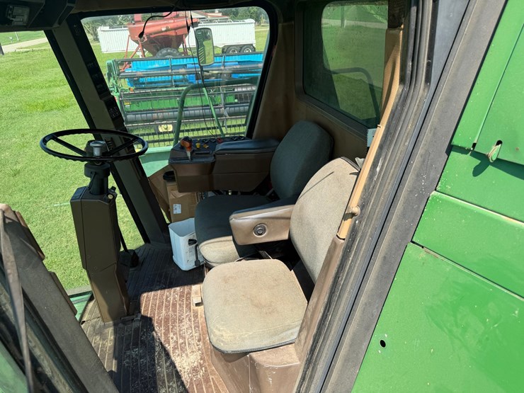 1990-john-deere-9600-image-107