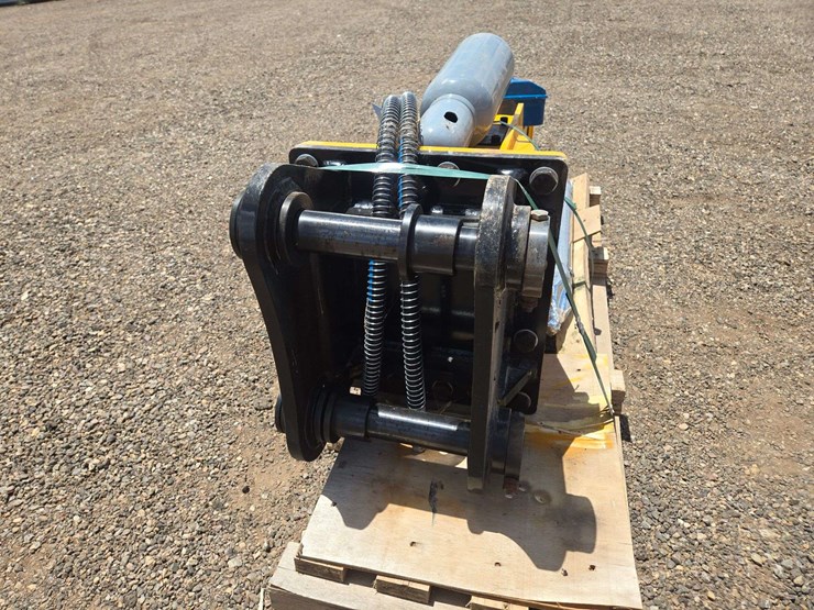 2025-toft-750-hydraulic-breaker-image-7
