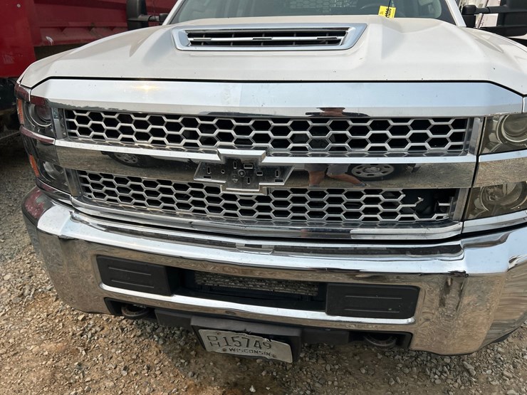 2019-chevrolet-silverado-3500hd-image-11
