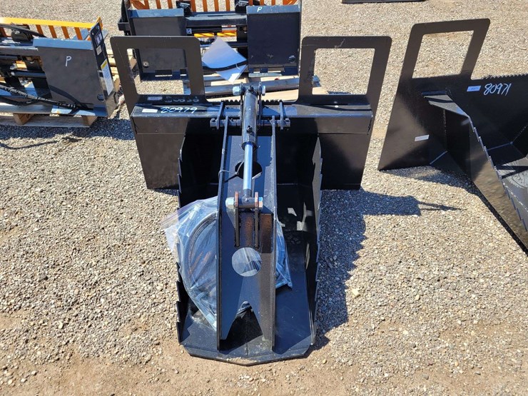 skid-steer-spade-grapple-image-1