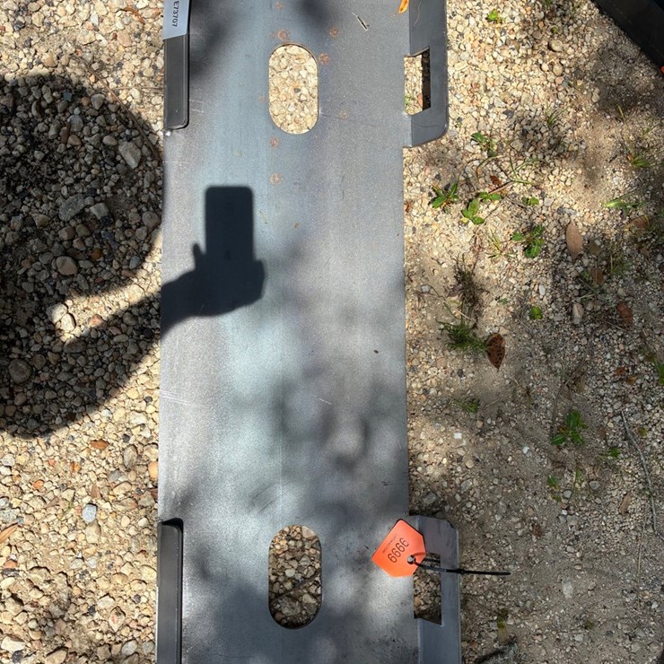 #9999 • Skid steer plate