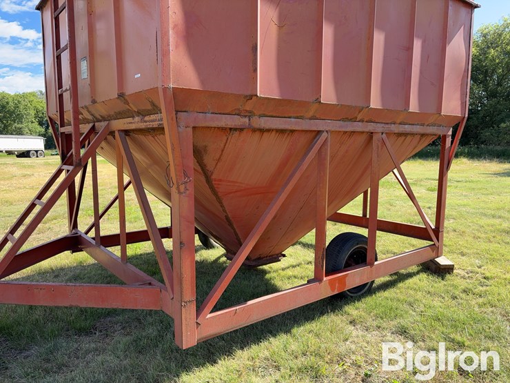 lowry-steel-hopper-bottom-bin-image-10