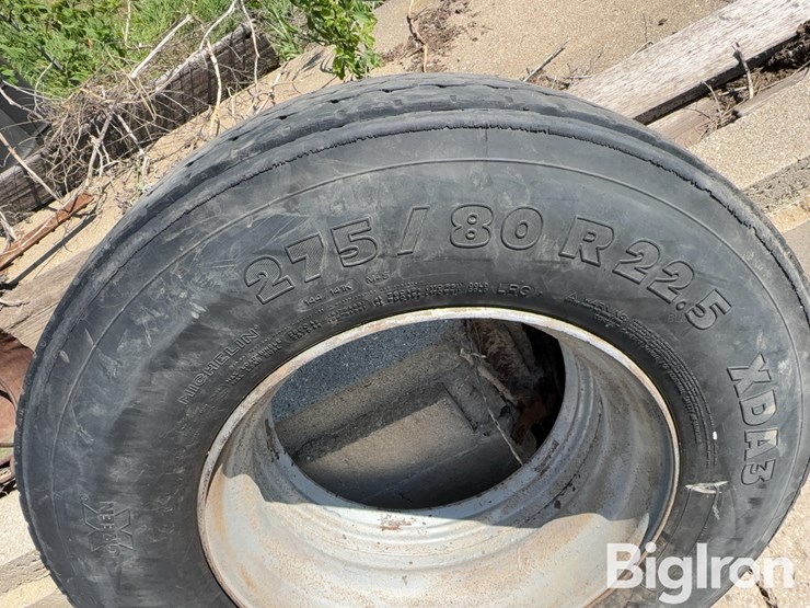 22.5-truck-tires-image-14