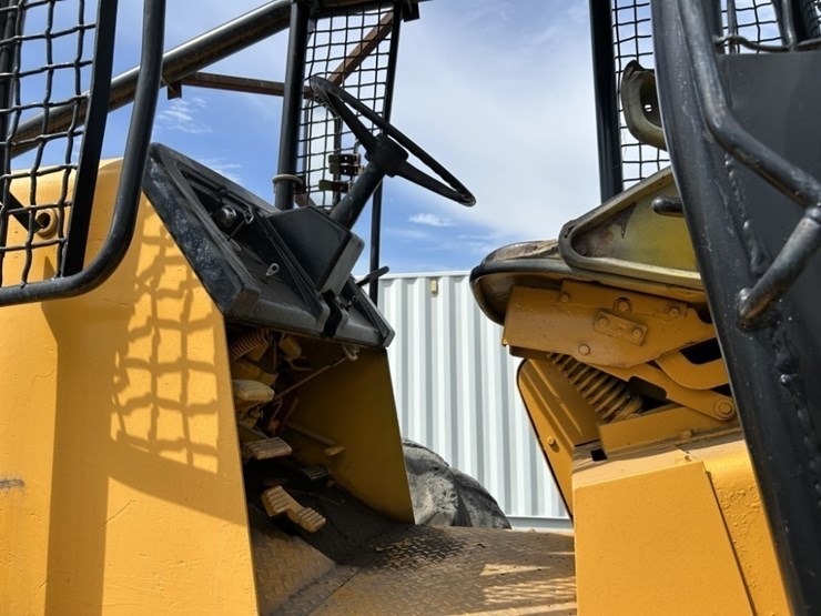john-deere-740-image-18