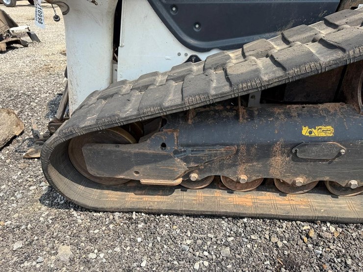 2024-bobcat-t86-image-17