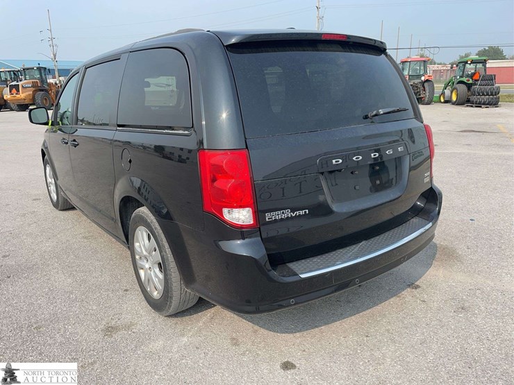 2018-dodge-grand-caravan-sxt-image-7