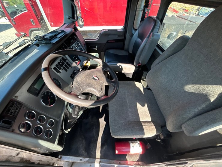 2018-kenworth-t270-image-105