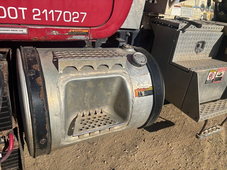 mack-rd688s-image-11
