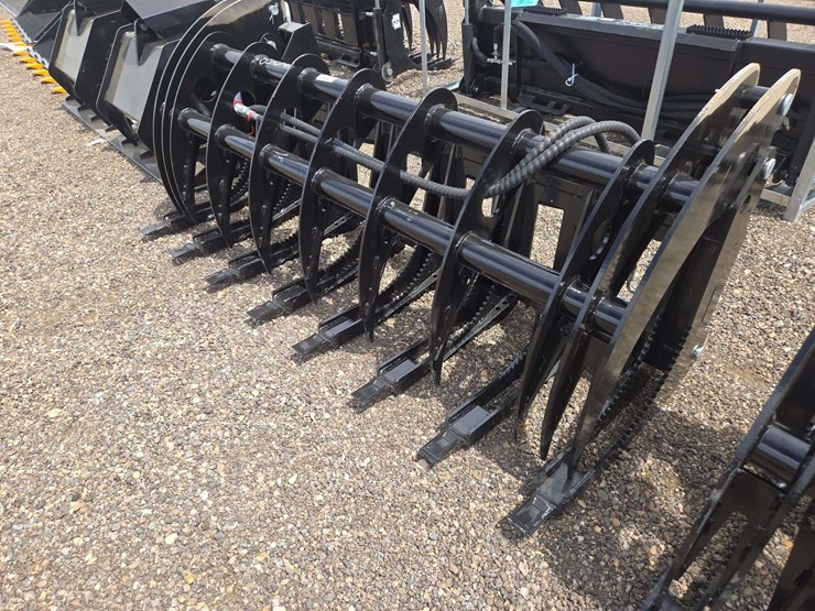 future-ft-clg72-skid-steer-grapple-image-1