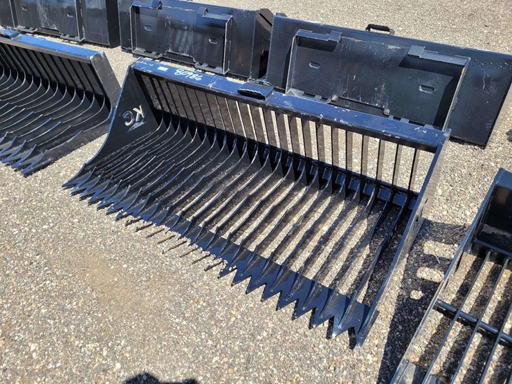 72-in.-qt-fine-skeleton-bucket-high-side-image-2