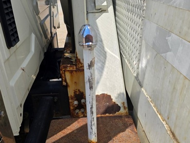 2010-international-durastar-4400-image-24