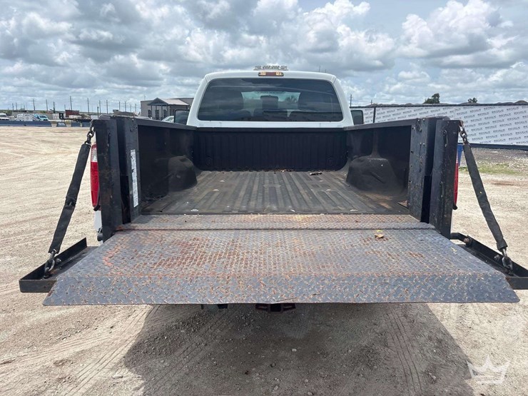 2016-ford-f250-image-19