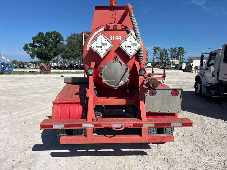 2012-tiger-44ft.-2,000-gallon-t/a-vacuum-tanker-trailer-image-22