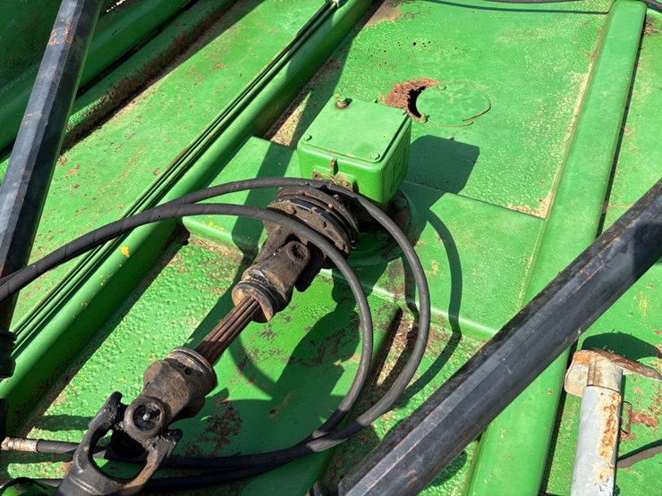 john-deere-18-image-11