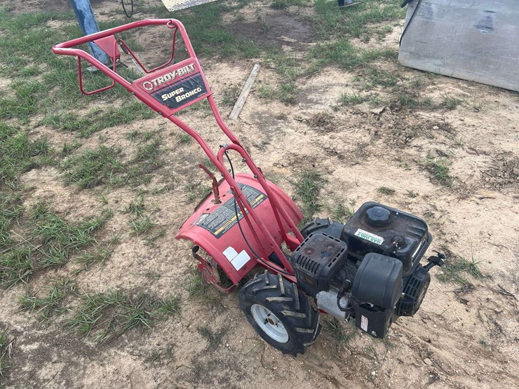 troy-bilt-super-bronco-image-5