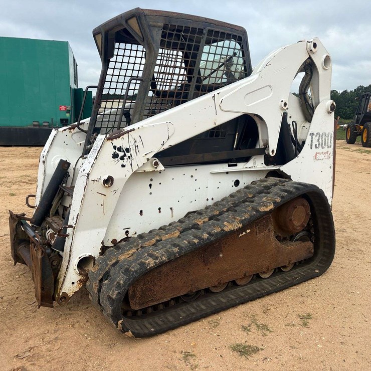 2006 BOBCAT T300