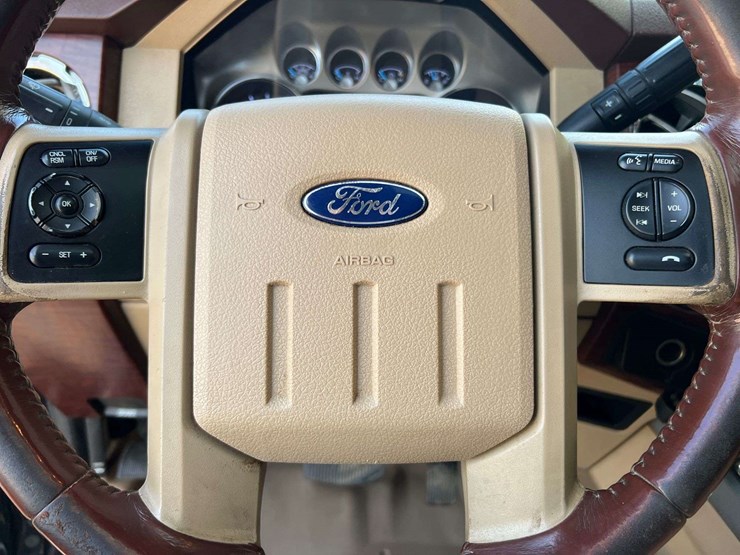 ford-f250-king-ranch-image-36